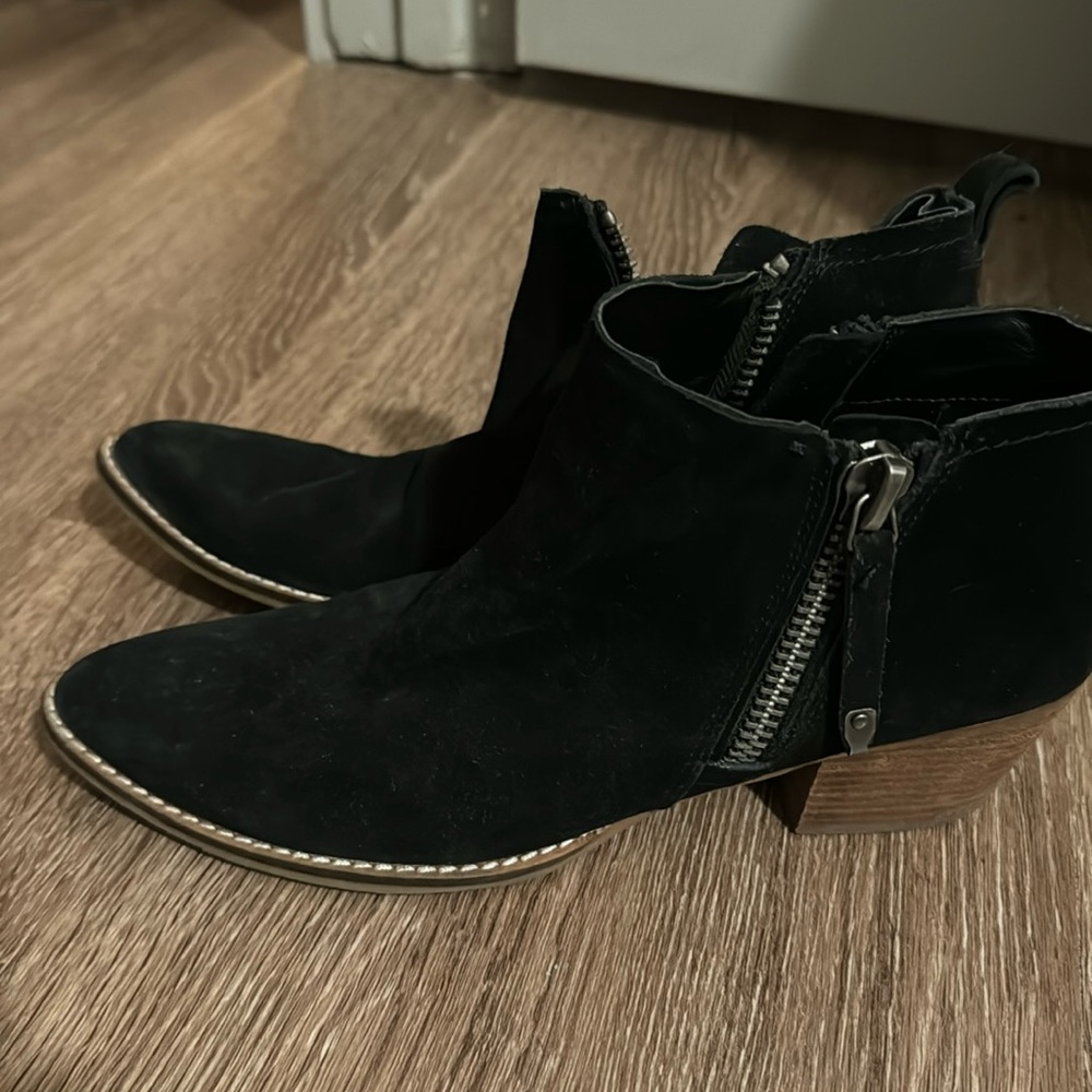 Dolce vita booties